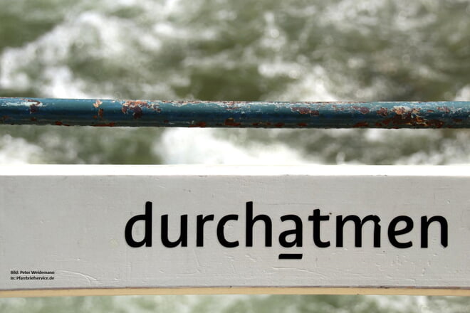 Wir wünschen allen Lehrerinnen,Lehrern Schüler,Schülerinnen und Eltern erholsame Ferien 